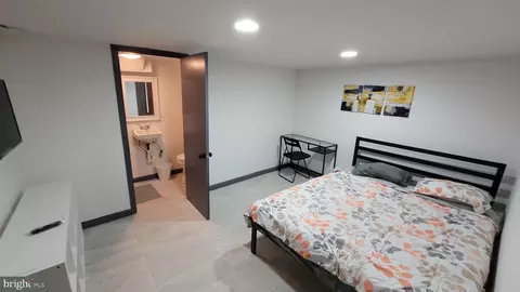 Bedroom - 1116 Gleneagle Rd, Baltimore, MD 21239 photo 11 of 13