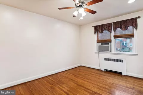 Bedroom - 1634 Roundhill Rd, Baltimore, MD 21218 photo 1 of 5