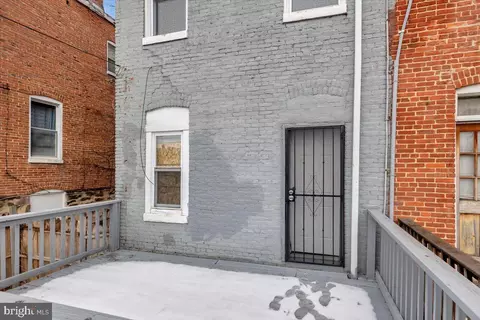 424 S Augusta Ave, Baltimore, MD 21229 photo 22