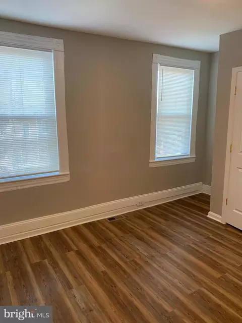 424 S Augusta Ave, Baltimore, MD 21229 photo 17