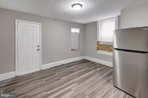 424 S Augusta Ave, Baltimore, MD 21229 photo 7