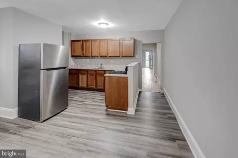 424 S Augusta Ave, Baltimore, MD 21229 photo 6