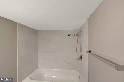 424 S Augusta Ave, Baltimore, MD 21229 photo 20