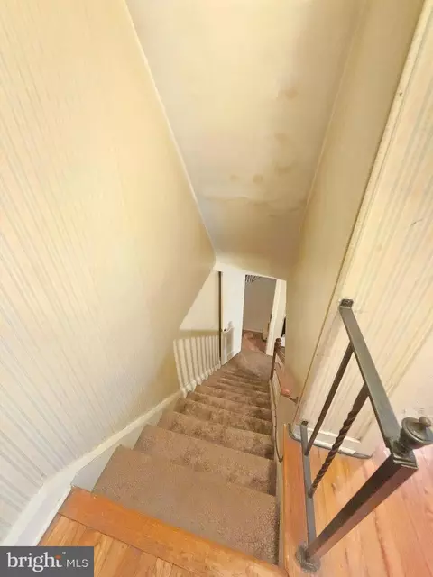 109 Upmanor Rd, Baltimore, MD 21229 photo 15