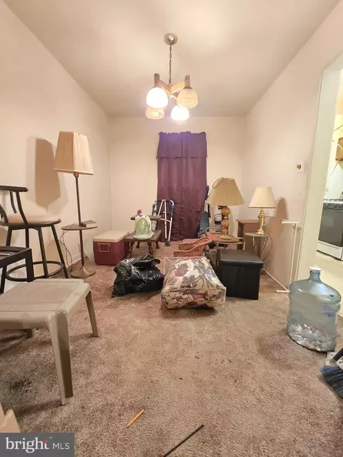 109 Upmanor Rd, Baltimore, MD 21229 photo 4