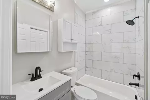 Bath - 2235 E Chase St, Baltimore, MD 21213 photo 1 of 1