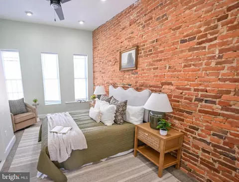 Bedroom - 1410 Clarkson St, Baltimore, MD 21230 photo 6 of 6