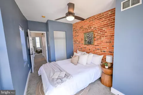 Bedroom - 1410 Clarkson St, Baltimore, MD 21230 photo 4 of 6