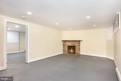 Living - 3603 Dennlyn Rd, Baltimore, MD 21215 photo 4 of 5