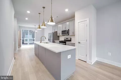 2613 Light St, Baltimore, MD 21230 photo 2