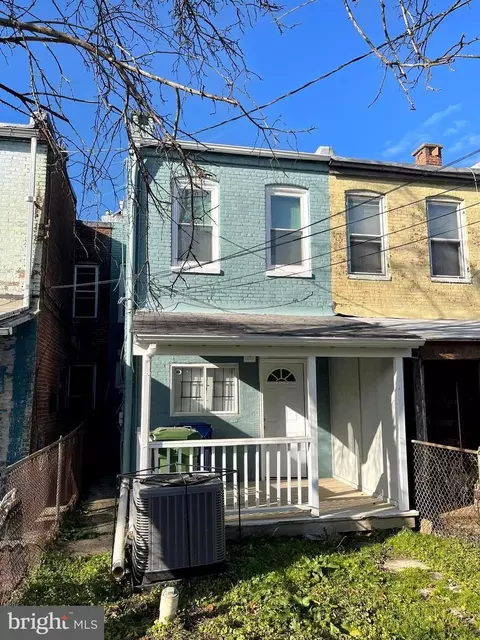 Exterior - 337 Yale Ave, Baltimore, MD 21229 photo 7 of 8