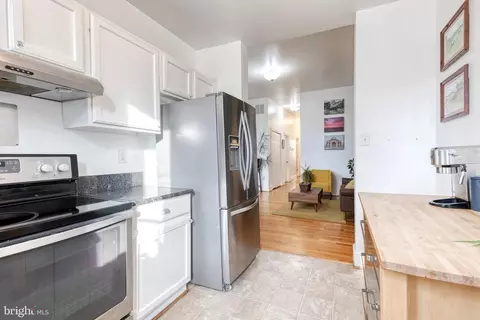 Kitchen - 13 W Biddle St #13B, Baltimore, MD 21201 photo 3 of 3