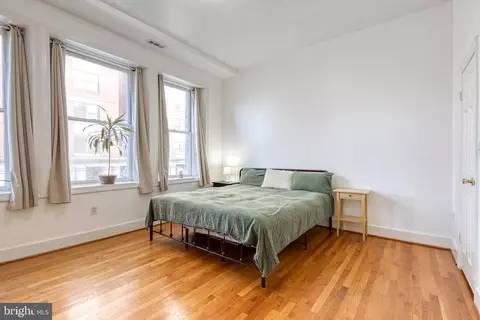 Bedroom - 13 W Biddle St #13B, Baltimore, MD 21201 photo 4 of 4