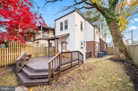 Exterior - 700 E Lake Ave, Baltimore, MD 21212 photo 7 of 9
