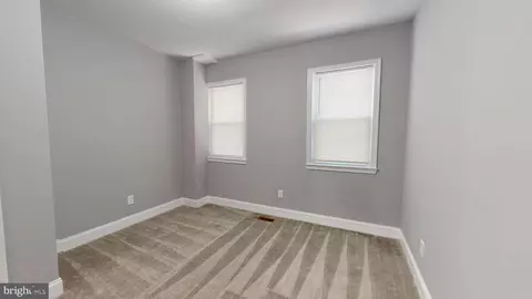 Entry Way - 633 Archer St, Baltimore, MD 21230 photo 7 of 11