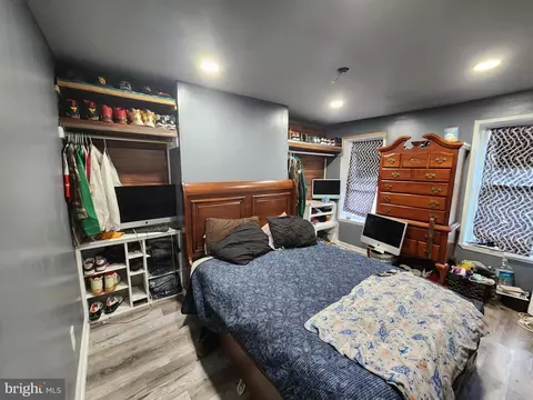 Bedroom - 333 S Mount St, Baltimore, MD 21223 photo 1 of 3