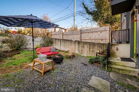 Exterior - 1518 Baldwin St, Baltimore, MD 21211 photo 6 of 10