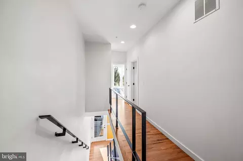 Entry Way - 1518 Baldwin St, Baltimore, MD 21211 photo 1 of 2