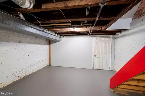 315 E Hamburg St, Baltimore, MD 21230 photo 33