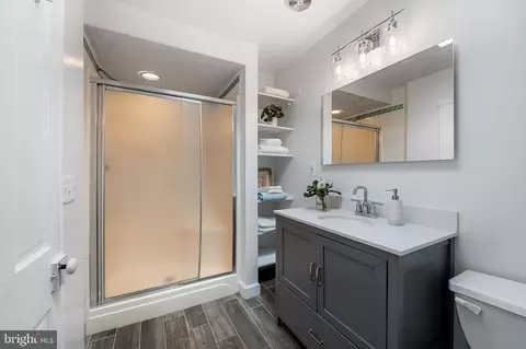 315 E Hamburg St, Baltimore, MD 21230 photo 26