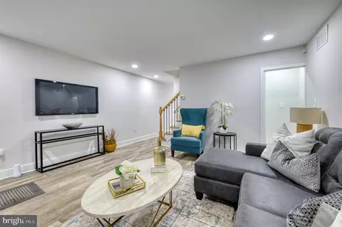 2104 Braddish Ave, Baltimore, MD 21216 photo 5