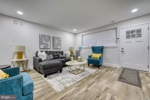 2104 Braddish Ave, Baltimore, MD 21216 photo 7