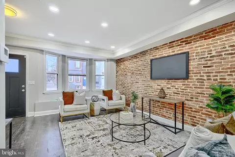 1703 E Oliver St, Baltimore, MD 21213 photo 4