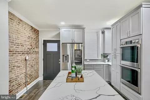 1703 E Oliver St, Baltimore, MD 21213 photo 12