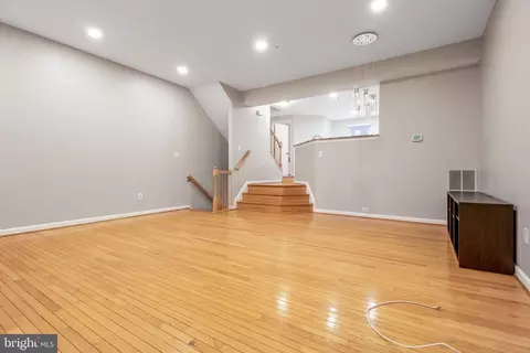 Living - 258 Robert St, Baltimore, MD 21217 photo 12 of 15