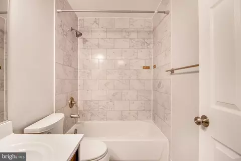 Bath - 258 Robert St, Baltimore, MD 21217 photo 8 of 8
