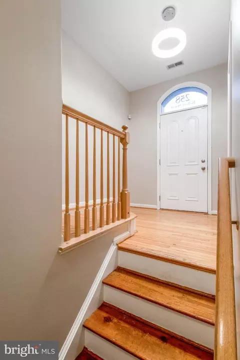 Entry Way - 258 Robert St, Baltimore, MD 21217 photo 8 of 10