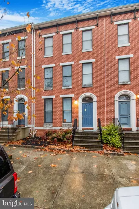 258 Robert St, Baltimore, MD 21217