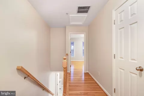 Entry Way - 258 Robert St, Baltimore, MD 21217 photo 10 of 10