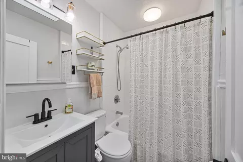 3807 Colborne Rd, Baltimore, MD 21229 photo 13