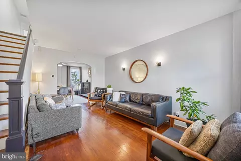 3807 Colborne Rd, Baltimore, MD 21229 photo 5