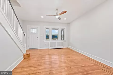 Living - 3322 Chesterfield Ave, Baltimore, MD 21213 photo 2 of 7