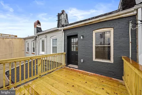 Exterior - 127 N Decker Ave N, Baltimore, MD 21224 photo 2 of 4