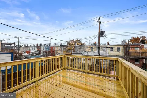 Exterior - 127 N Decker Ave N, Baltimore, MD 21224 photo 1 of 4