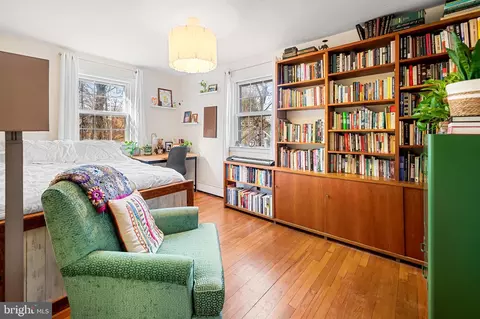 Bedroom - 5726 Ranny Rd, Baltimore, MD 21209 photo 6 of 7