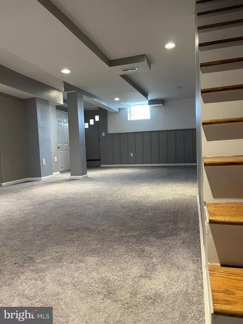 Living - 3939 Stokes Dr, Baltimore, MD 21229 photo 1 of 1