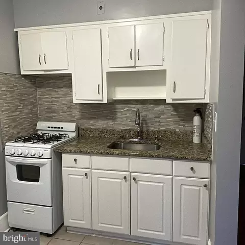 Kitchen - 3939 Stokes Dr, Baltimore, MD 21229 photo 1 of 2