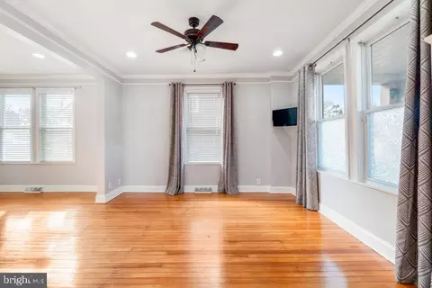 Living - 5305 Nuth Ave, Baltimore, MD 21206 photo 4 of 4