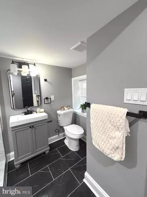 1909 E 20th St, Baltimore, MD 21213 photo 47