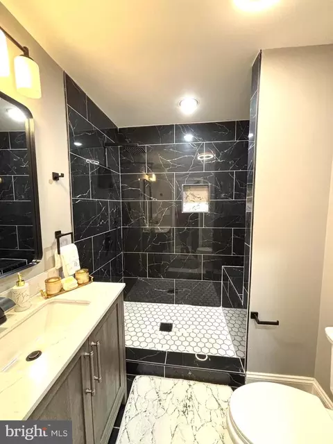 1909 E 20th St, Baltimore, MD 21213 photo 39