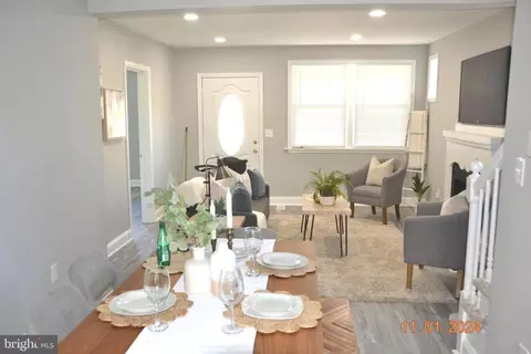 Entry Way - 4701 Renwick Ave, Baltimore, MD 21206 photo 1 of 10