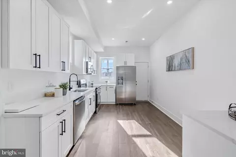 707 E 22nd St, Baltimore, MD 21218 photo 7