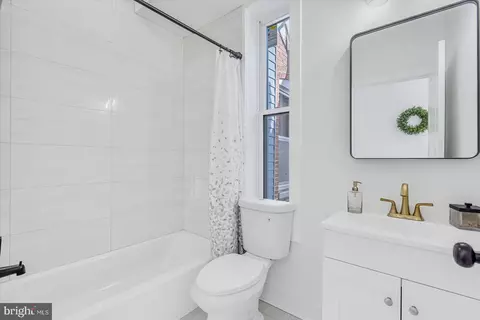 707 E 22nd St, Baltimore, MD 21218 photo 24