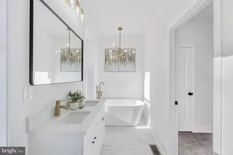 707 E 22nd St, Baltimore, MD 21218 photo 37
