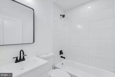 707 E 22nd St, Baltimore, MD 21218 photo 28