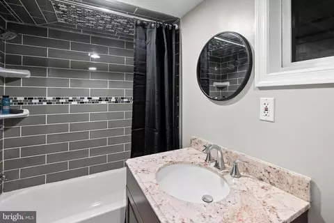 Bath - 711 Venable Ave, Baltimore, MD 21218 photo 2 of 2